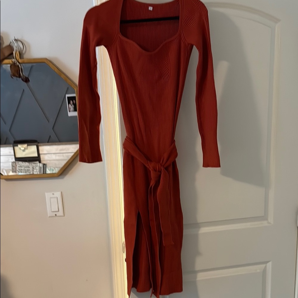 Elegant Rust Long-Sleeve Dress